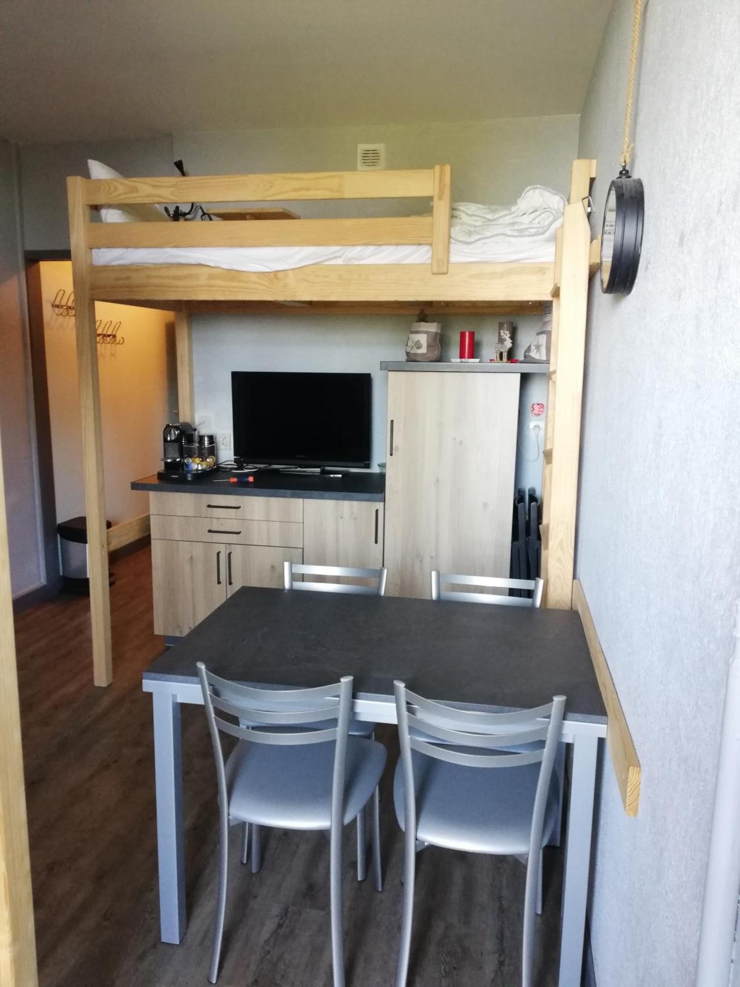 Appartement Studio au Clos des Gentianes à Allevard Chambre photo